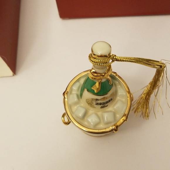 Lenox Celebrate 2000 Millennium Edition Ornament Korbel - Picture 10 of 16